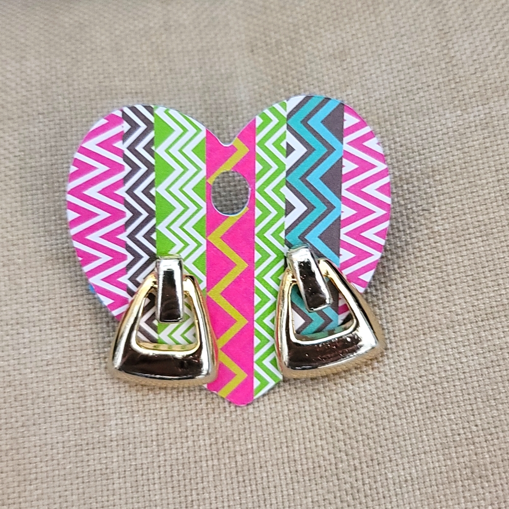 Vintage Gold Toned Earrings (80's)